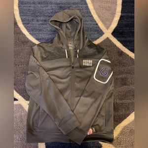 Men’s size large Indianapolis Colts zip-up hoodie. NWT. 100% polyester.